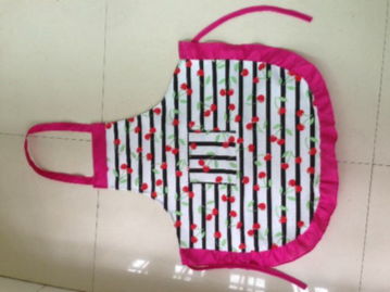 义乌雅诺日用品厂 直达需求，高性价比帆布花边围裙厂家直销